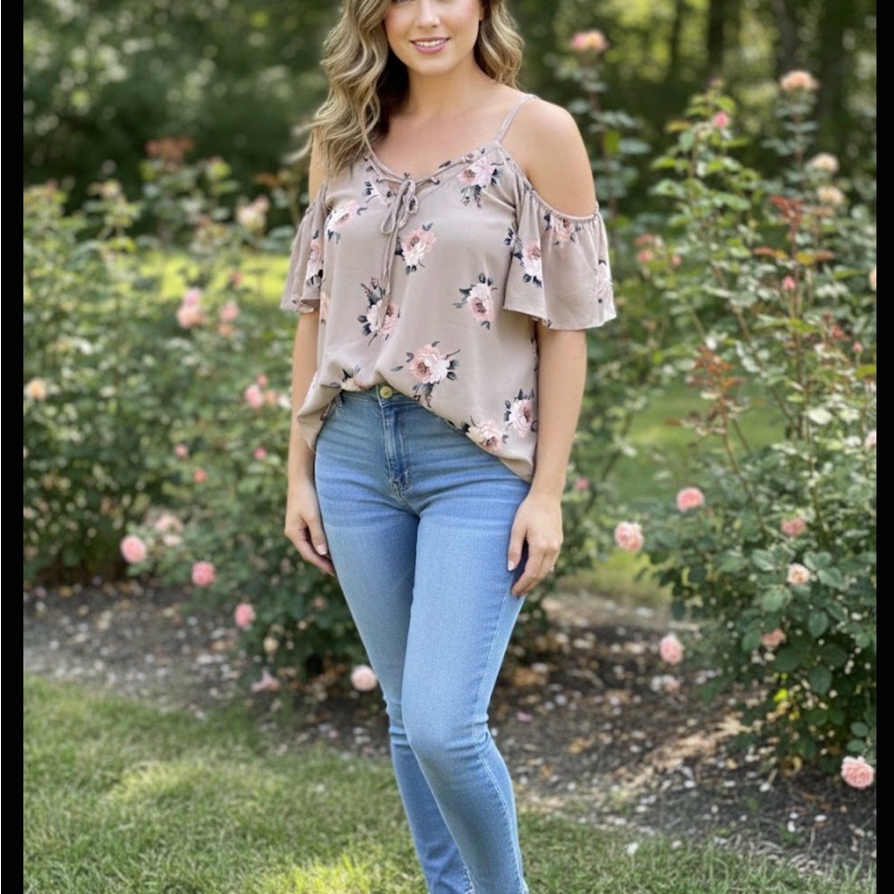 Torrid Floral Lace-Up Blouse - Tan and Pink